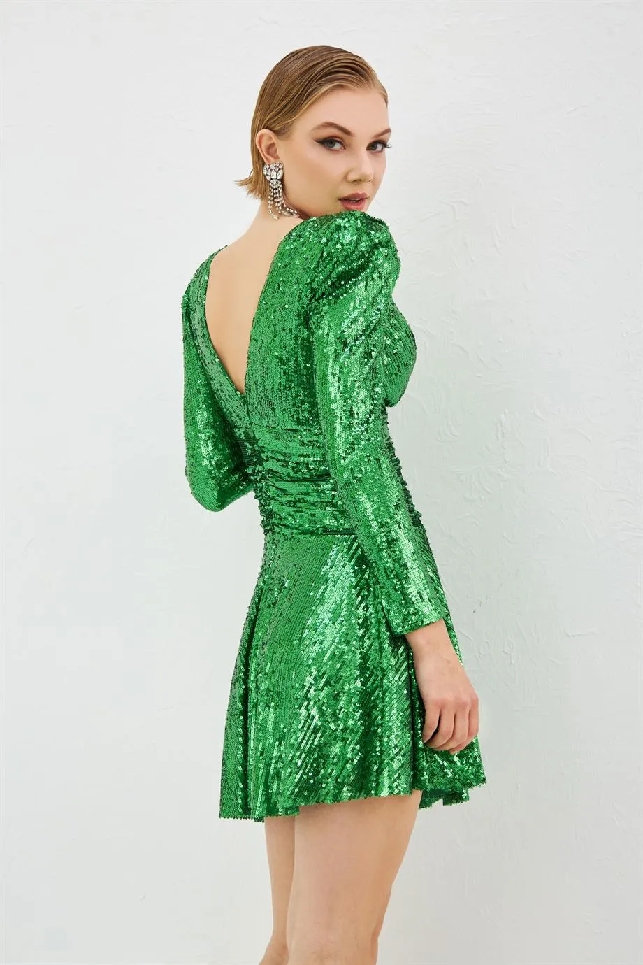 Emerald Sequined Long Sleeve Short Evening Dress