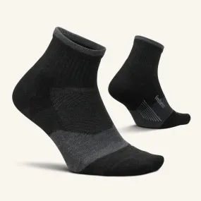 Feetures Trail Max Cushion Quarter Socks Charcoal