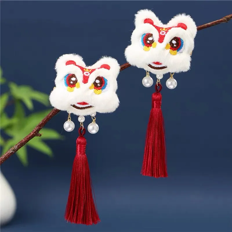 Hair Clip: Lion Dance