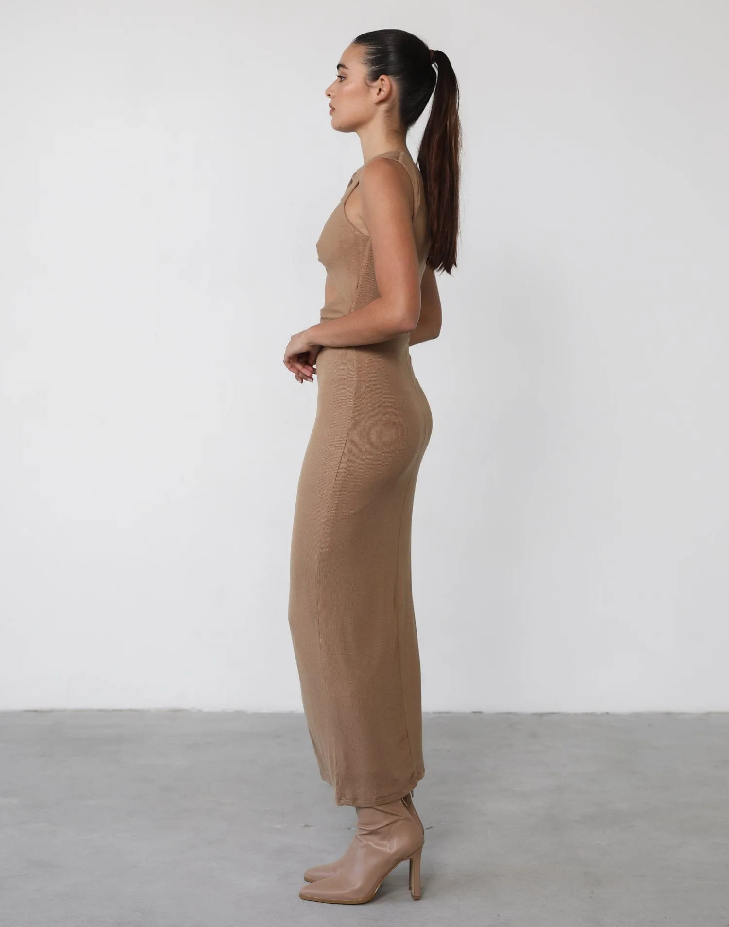 Topaz Maxi Dress (Tan)